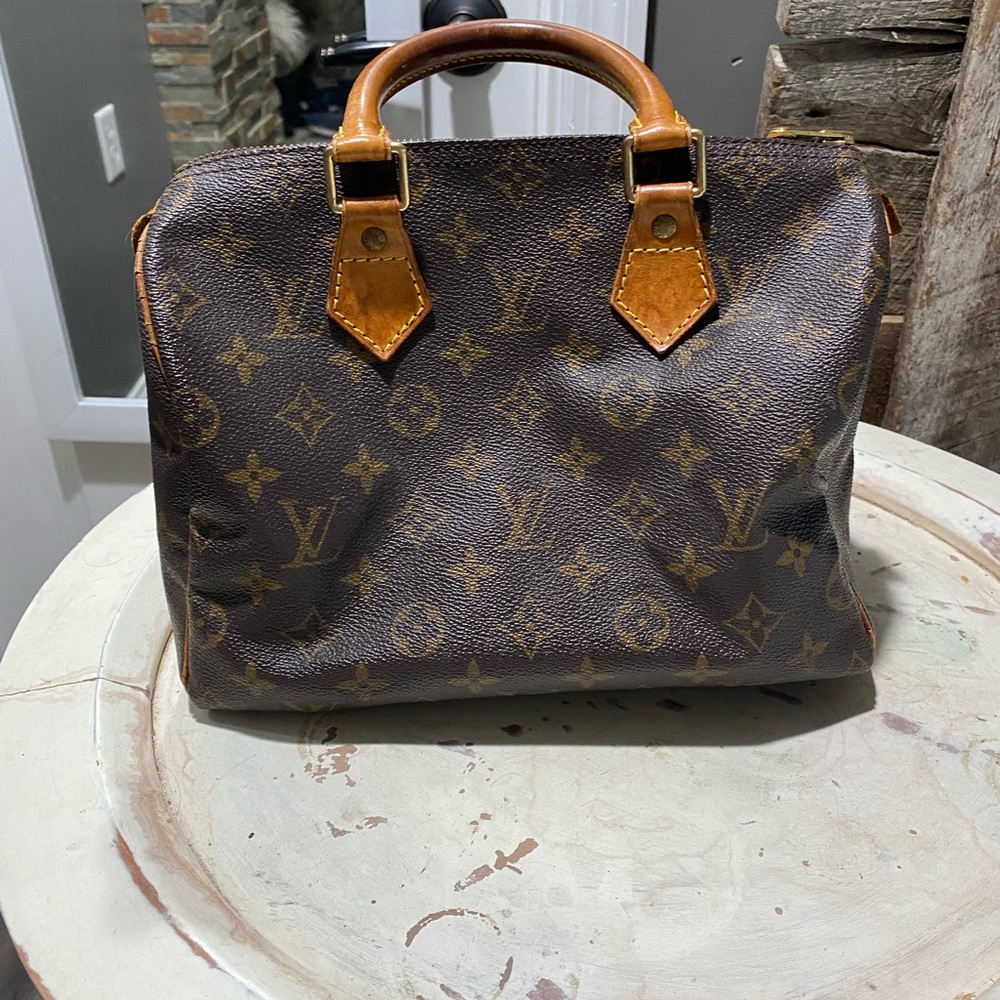 Louis Vuitton speedy 25